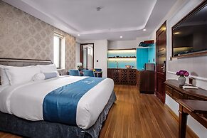 Halina Hotel & Apartment