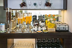 Halina Hotel & Apartment