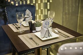 Halina Hotel & Apartment