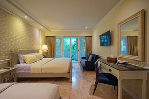 At Pingnakorn Riverside Hotel Chiangmai