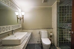 At Pingnakorn Riverside Hotel Chiangmai