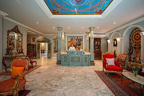 At Pingnakorn Riverside Hotel Chiangmai