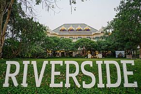 At Pingnakorn Riverside Hotel Chiangmai