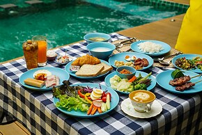 At Pingnakorn Riverside Hotel Chiangmai