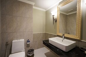 At Pingnakorn Riverside Hotel Chiangmai