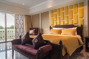 At Pingnakorn Riverside Hotel Chiangmai