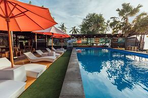 Semaya One Beach Guesthouse