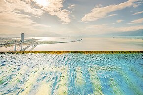 Wyndham Danang Golden Bay