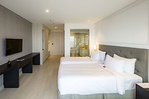 Wyndham Danang Golden Bay