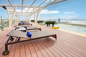 Wyndham Danang Golden Bay
