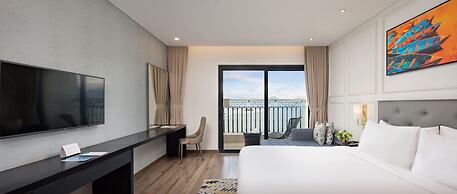 Wyndham Danang Golden Bay