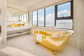 Wyndham Danang Golden Bay