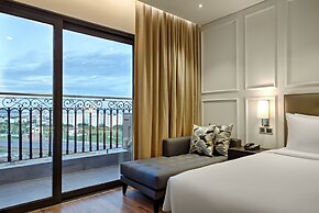 Wyndham Danang Golden Bay