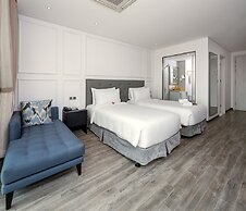 Wyndham Danang Golden Bay