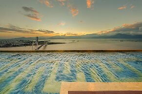 Wyndham Danang Golden Bay