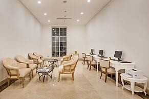 Wyndham Danang Golden Bay