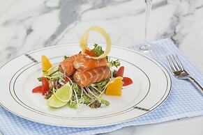 Wyndham Danang Golden Bay