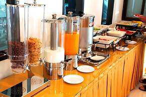 Golden Foyer Suvarnabhumi Airport Hotel