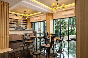 Golden Foyer Suvarnabhumi Airport Hotel