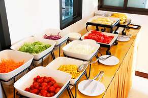 Golden Foyer Suvarnabhumi Airport Hotel