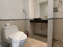 Golden Foyer Suvarnabhumi Airport Hotel