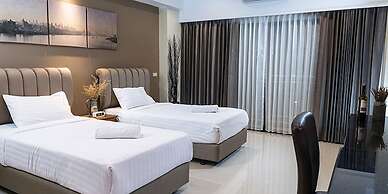 Golden Foyer Suvarnabhumi Airport Hotel