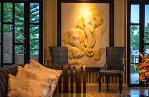 Golden Foyer Suvarnabhumi Airport Hotel