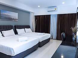 Golden Foyer Suvarnabhumi Airport Hotel