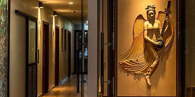 Golden Foyer Suvarnabhumi Airport Hotel