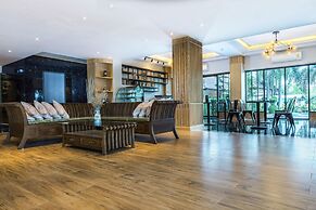 Golden Foyer Suvarnabhumi Airport Hotel