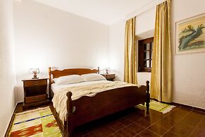 Hotel Kulla e Balshajve