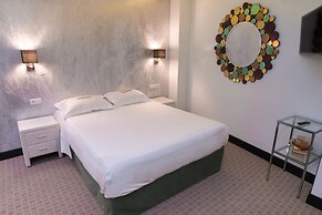 Andromeda Downtown Suites