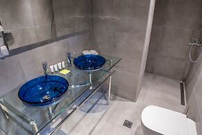 Andromeda Downtown Suites