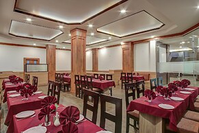 Hotel The Royal Krishna