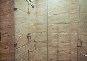 Hotel The Royal Krishna