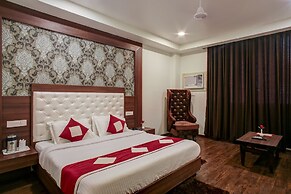 Hotel The Royal Krishna