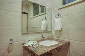 Hotel The Royal Krishna