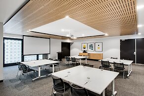 Vibe Hotel North Sydney