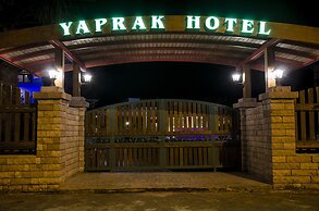Yaprak Hotel
