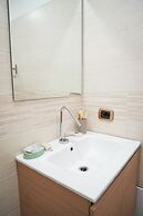 B&B Metropolitan
