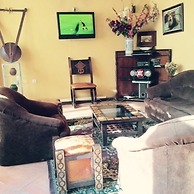 The Lions Den Hotel