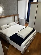 Ozhan Hotel