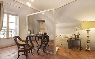 Cortona Charme Suite Reale