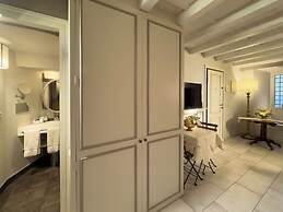 QK Costa58 Home Tower