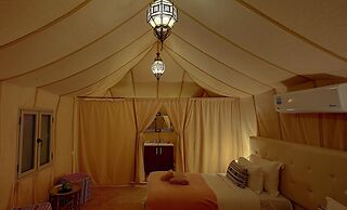 Saharian Luxury Camp