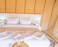 Saharian Luxury Camp