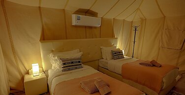 Saharian Luxury Camp