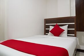 Circle-b Apartelle & Suites