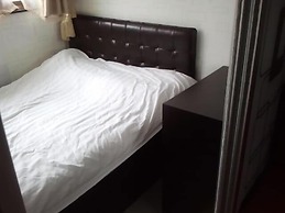 Empire Commercial Hotel