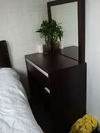 Empire Commercial Hotel